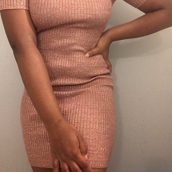 Metallic Ribbed Bodycon Dress - Picture 7 of 7